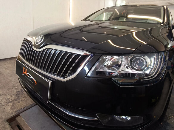 2014 Skoda Superb II Рестайлинг, чёрный, 1500000 рублей
