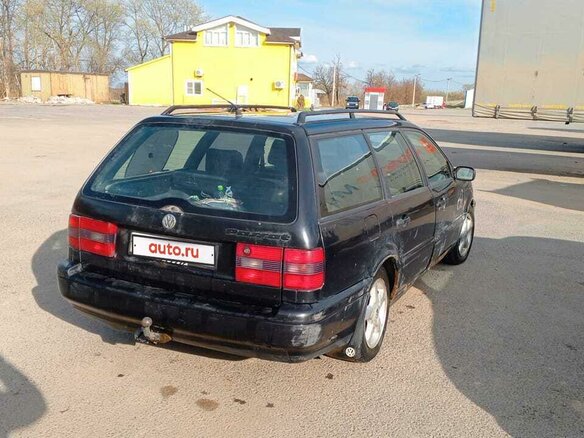 1994 Volkswagen Passat B4, чёрный, 177771 рублей