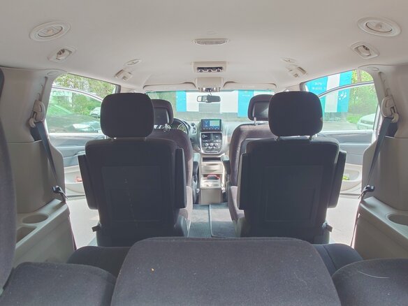 2011 Dodge Caravan Grand V, серый, 1349999 рублей - вид 20