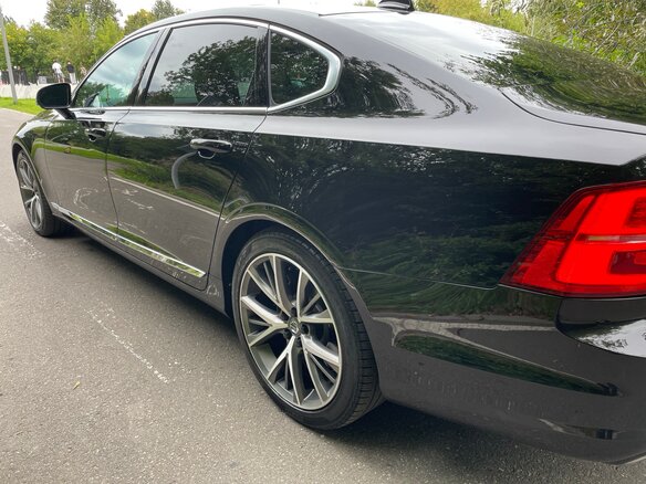 2017 Volvo S90 II, чёрный, 2300000 рублей - вид 3
