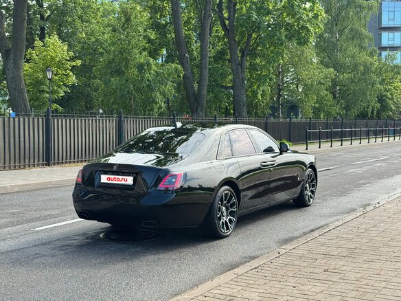 2022 Rolls-Royce Ghost Black Badge II (Series I), чёрный, 34990000 рублей - вид 6