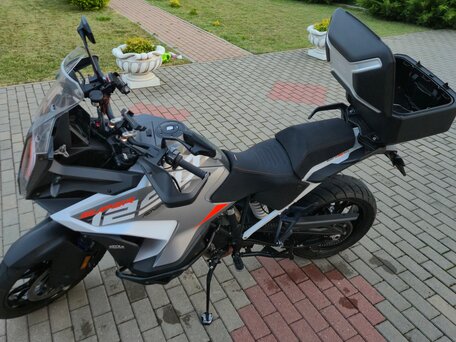 2023 KTM 1290 Super Adventure S, серый, 1760000 рублей, вид 2
