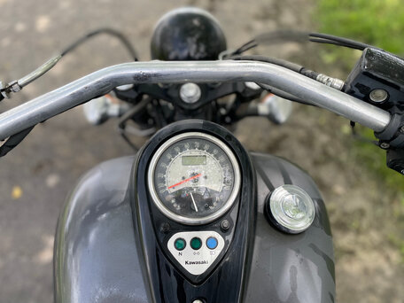 2014 Kawasaki VN900 Vulcan, серый, 580000 рублей, вид 4