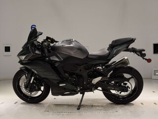 2025 Kawasaki Ninja 400, чёрный, 960000 рублей, вид 2