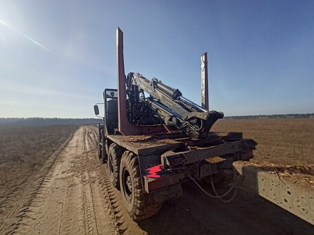 2012 Урал 5557, зелёный, 3300000 рублей, вид 4