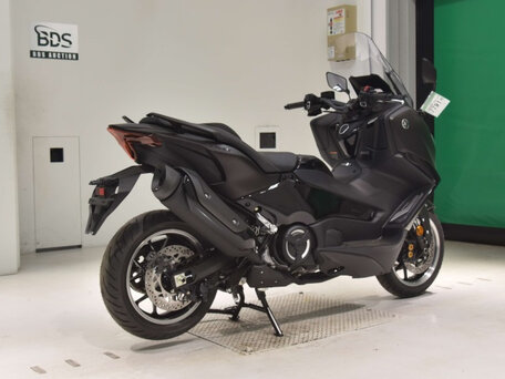 2025 Yamaha TMAX, чёрный, 1600000 рублей, вид 4