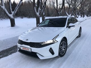 2020 Kia K5 III, белый, 2750000 рублей, вид 4