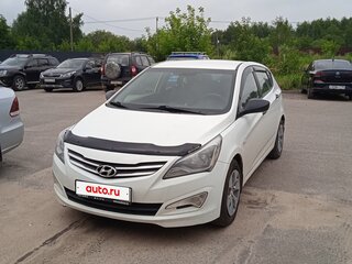 2015 Hyundai Solaris I Рестайлинг, белый, 700000 рублей, вид 1