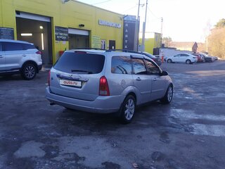 2004 Ford Focus I Рестайлинг, серебристый, 370000 рублей, вид 4