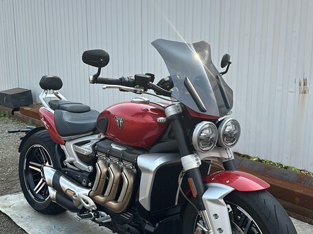 2020 Triumph Rocket 3, красный, 1900000 рублей, вид 3