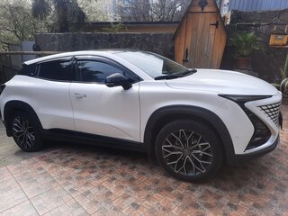 2024 Changan UNI-T I, белый, 2800000 рублей, вид 2