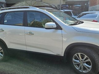 2014 Kia Sorento II Рестайлинг, белый, 1800000 рублей, вид 2
