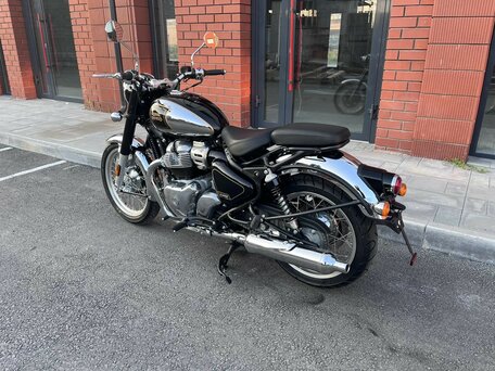 2026 Royal Enfield Classic 650, чёрный, 723000 рублей, вид 4