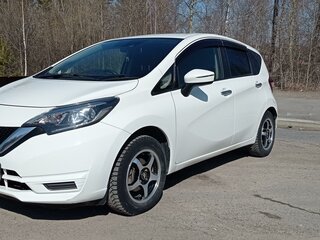 2017 Nissan Note II Рестайлинг, белый, 999000 рублей, вид 2