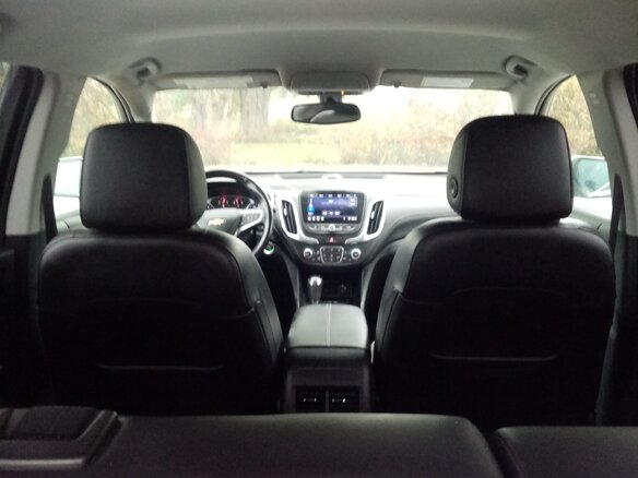 2019 Chevrolet Equinox III, красный, 2000000 рублей - вид 10