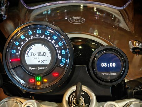 2026 Royal Enfield Super Meteor, синий, 792000 рублей, вид 5