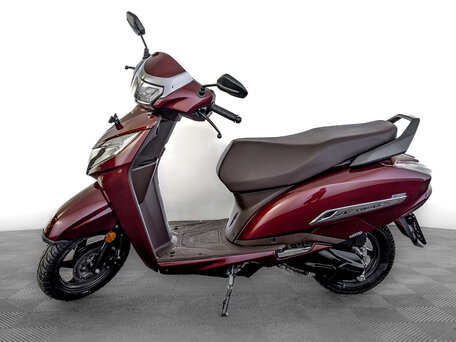 2025 Honda Activa 125, красный, 299900 рублей, вид 5