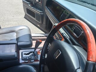 2001 Toyota Century 4-speed II (G50), чёрный, 1430000 рублей, вид 4
