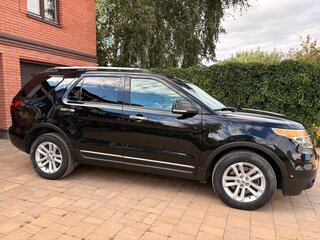 2014 Ford Explorer V, чёрный, 1900000 рублей, вид 3