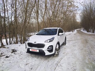 2021 Kia Sportage IV Рестайлинг, белый, 2800000 рублей, вид 3