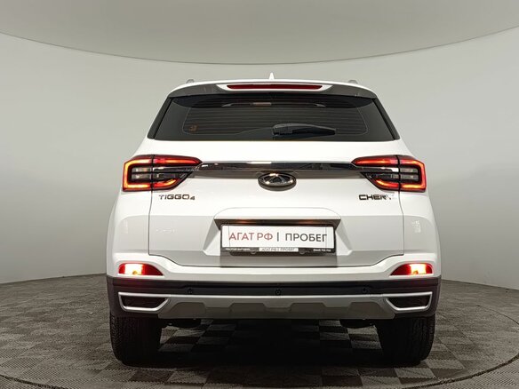 2022 Chery Tiggo 4 I Рестайлинг, белый, 1080000 рублей - вид 5