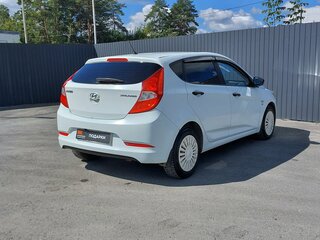 2015 Hyundai Solaris I Рестайлинг, белый, 839000 рублей, вид 5