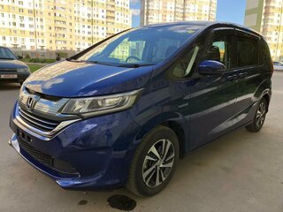 2017 Honda Freed II, синий, 1570000 рублей, вид 3
