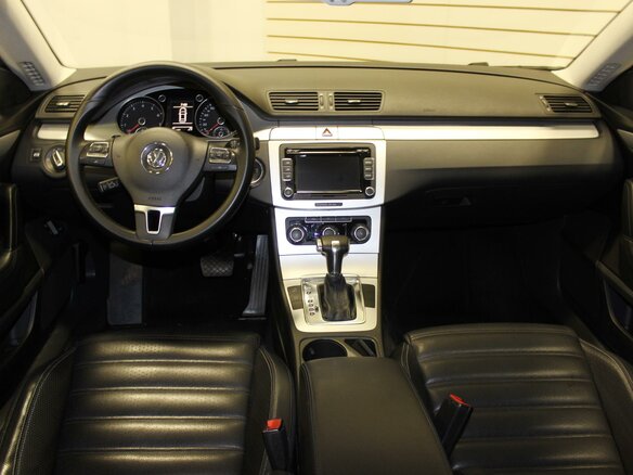 2011 Volkswagen Passat CC I, чёрный - вид 4