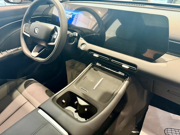 2026 Changan UNI-S I Рестайлинг, золотистый, 3149900 рублей - вид 11