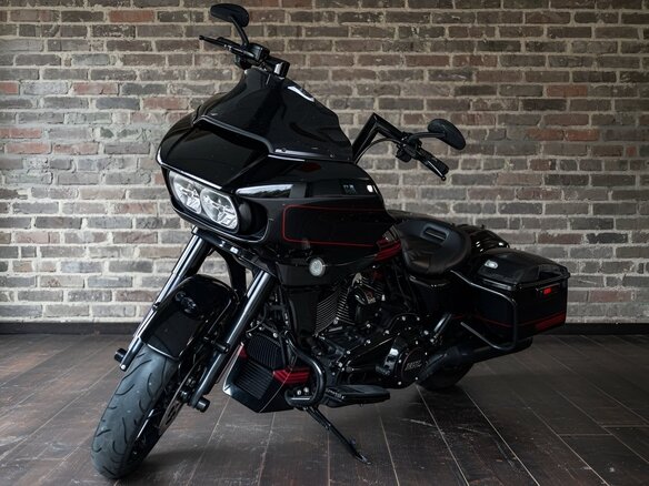 2021 Harley-Davidson CVO Road Glide, чёрный, 2600000 рублей - вид 1