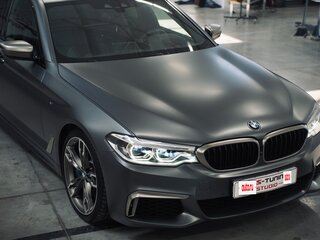 2019 BMW 5 серии M550i xDrive VII (G30/G31/G38), чёрный, 5990000 рублей, вид 1