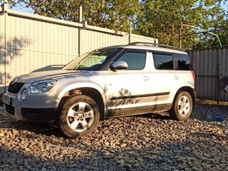 2013 Skoda Yeti I, серебристый, 1000000 рублей, вид 2