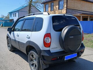 2018 Chevrolet Niva I Рестайлинг, белый, 750000 рублей, вид 4