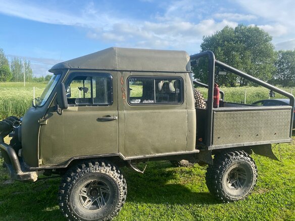 1998 УАЗ 3303, зелёный, 500000 рублей - вид 1
