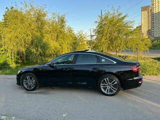 2022 Audi A6 45 TFSI V (C8), чёрный, 5699000 рублей, вид 3