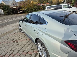 2021 Hyundai Sonata VIII (DN8), серый, 2400000 рублей, вид 4