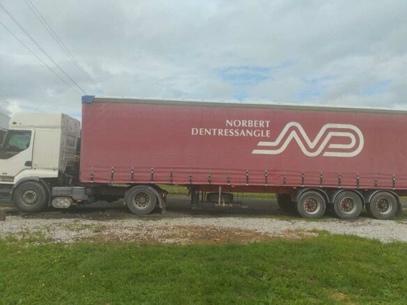 2003 Renault Premium, белый, 2500000 рублей - вид 1