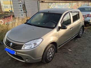 2011 Renault Logan I Рестайлинг, бежевый, 500000 рублей, вид 1