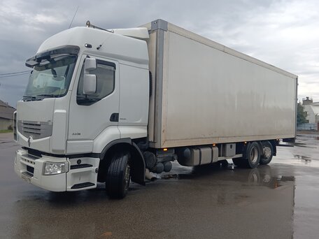 2010 Renault T-Series, белый, 5000000 рублей, вид 1