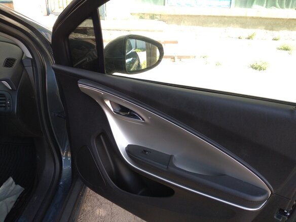 2013 Chevrolet Volt I, серый, 1100000 рублей - вид 24