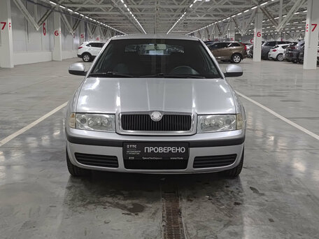 2010 Skoda Octavia I (A4) Рестайлинг, серебристый, 339000 рублей, вид 2
