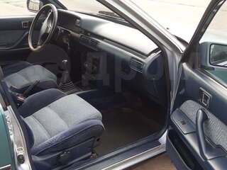 1987 Toyota Camry II (V20), голубой, 390000 рублей, вид 3