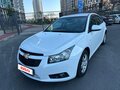 2012 Chevrolet Cruze I, белый, 740000 рублей - вид 2
