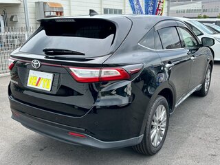 2019 Toyota Harrier III (XU60) Рестайлинг, чёрный, 1879000 рублей, вид 4