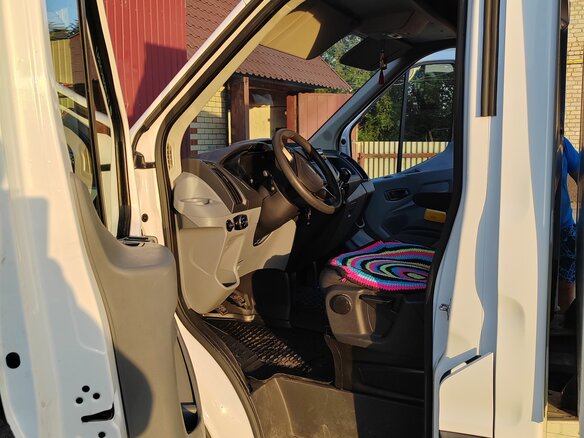 2018 Ford Transit, белый, 2500000 рублей - вид 4