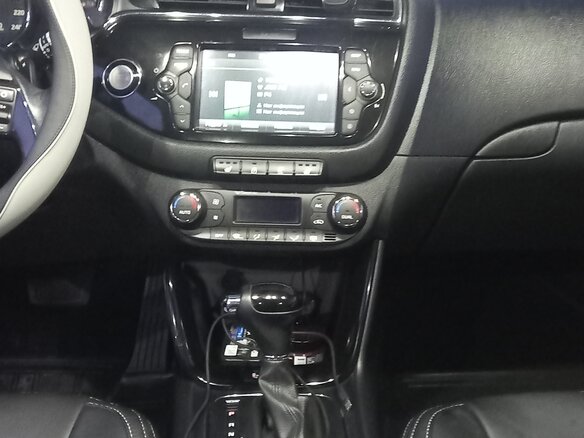 2016 Kia Ceed II Рестайлинг, серебристый, 2000000 рублей - вид 20
