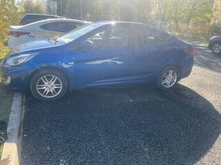 2011 Hyundai Solaris I, синий, 540000 рублей, вид 3