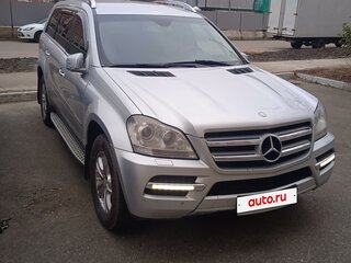 2011 Mercedes-Benz GL-Класс 350 I (X164) Рестайлинг, серебристый, 1900000 рублей, вид 1