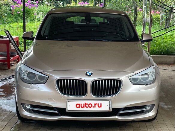 2011 BMW 5 серии Gran Turismo 530d xDrive VI (F10/F11/F07), бежевый, 1770000 рублей