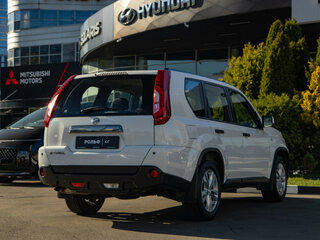 2012 Nissan X-Trail II Рестайлинг, белый, 1318000 рублей, вид 4